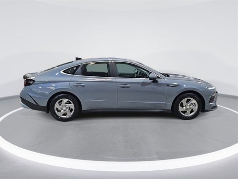 New 2026 Hyundai Sonata SE image 4