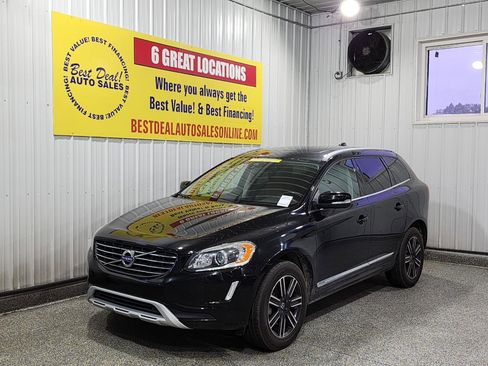 Used 2017 Volvo XC60 T5 Dynamic w/ Preferred Option Package AWD/4WD image 1