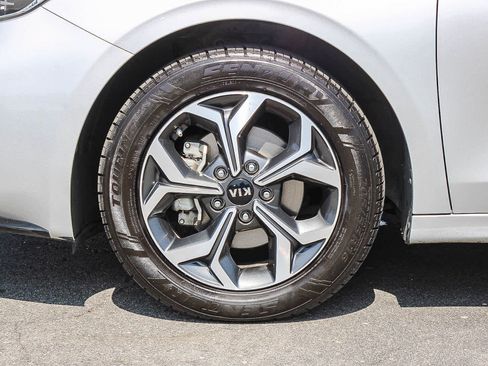 Used 2020 Kia Forte LXS FWD image 11