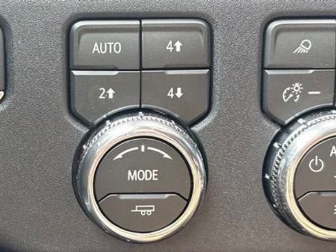 New 2026 GMC Sierra 1500 Elevation w/ Elevation Premium Package AWD/4WD image 24