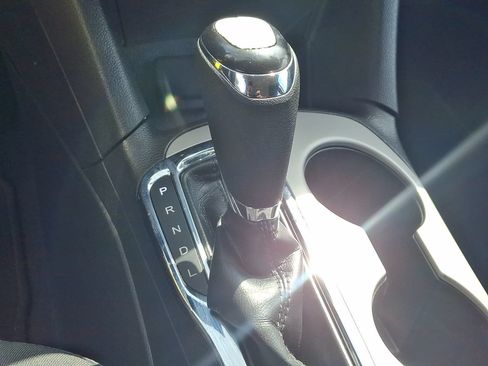 Certified 2017 Chevrolet Cruze LS FWD image 12