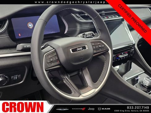 Certified 2023 Jeep Grand Cherokee Laredo image 23