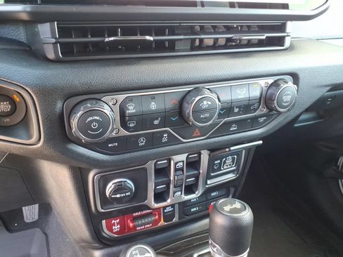 New 2026 Jeep Wrangler Unlimited Sport AWD/4WD image 21