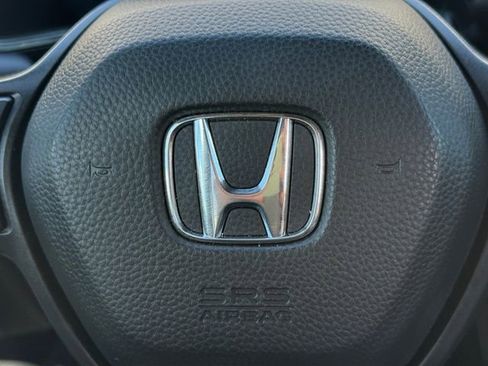 Used 2025 Honda CR-V Sport-L image 5