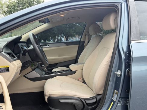 Used 2015 Hyundai Sonata SE FWD image 9