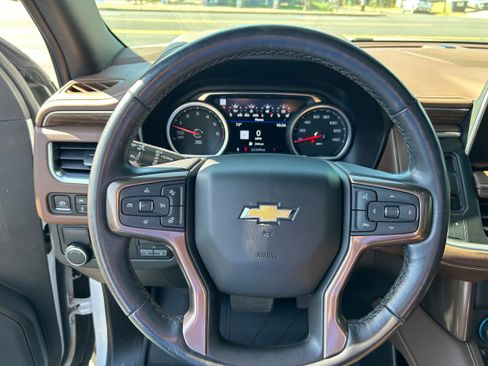 Used 2021 Chevrolet Tahoe High Country w/ Premium Package image 20