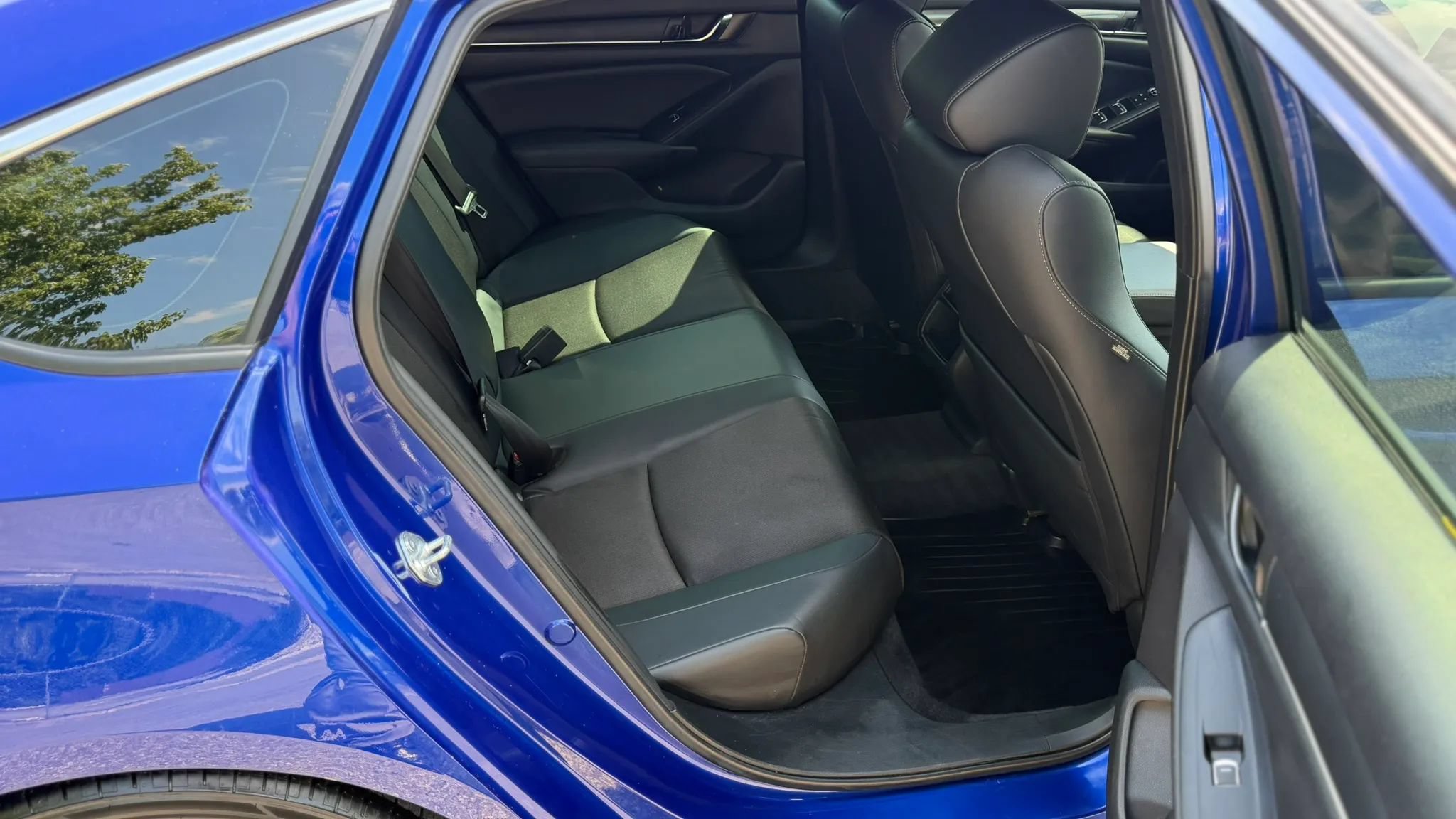 Used 2022 Honda Accord Sport image 14