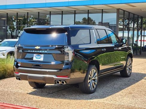 New 2026 Chevrolet Suburban High Country AWD/4WD image 5