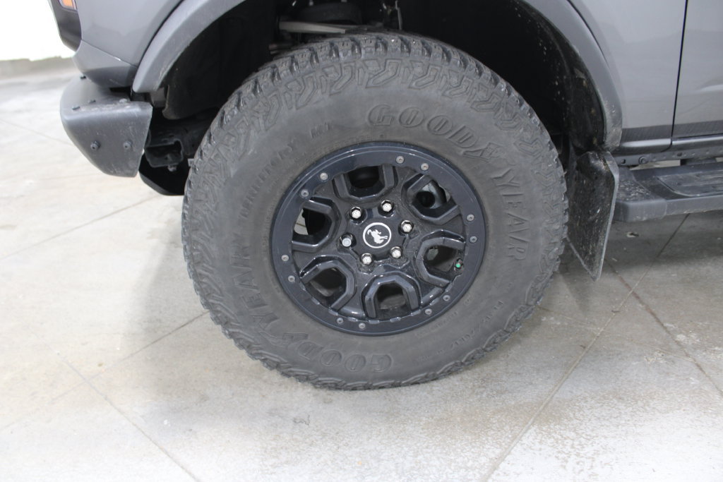 Used 2022 Ford Bronco Wildtrak AWD/4WD image 14