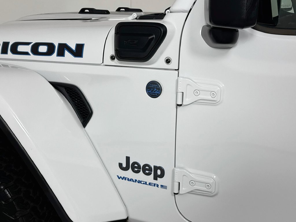 Used 2024 Jeep Wrangler Unlimited Rubicon 4xe AWD/4WD image 11