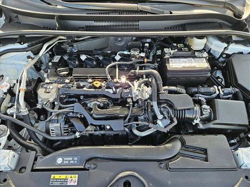 Used 2025 Toyota Corolla LE FWD image 21