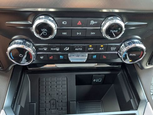 New 2025 Ford F250 King Ranch w/ Chrome Package AWD/4WD image 21