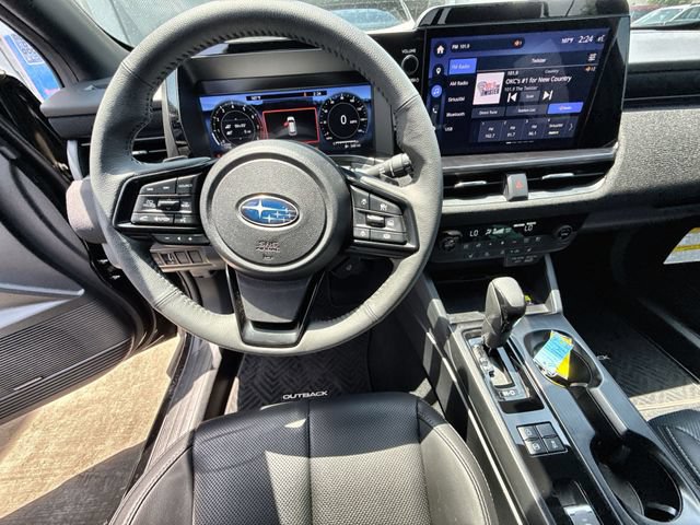 Used 2026 Subaru Outback Limited AWD/4WD image 14