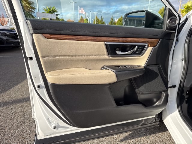 Used 2022 Honda CR-V Touring image 16