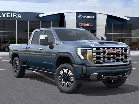 New 2026 GMC Sierra 2500 Denali w/ Denali Reserve Package AWD/4WD image 7