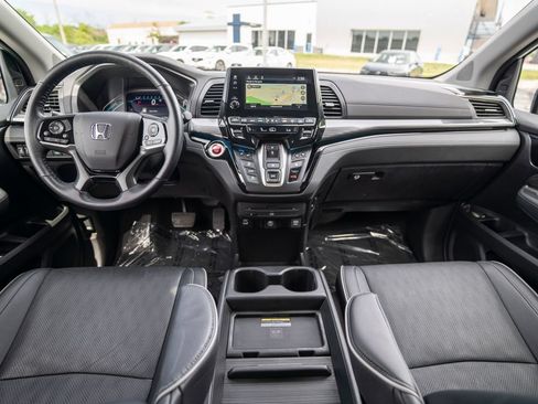 Used 2024 Honda Odyssey Elite image 21