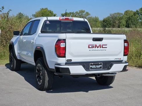 New 2026 GMC Canyon AT4 image 3