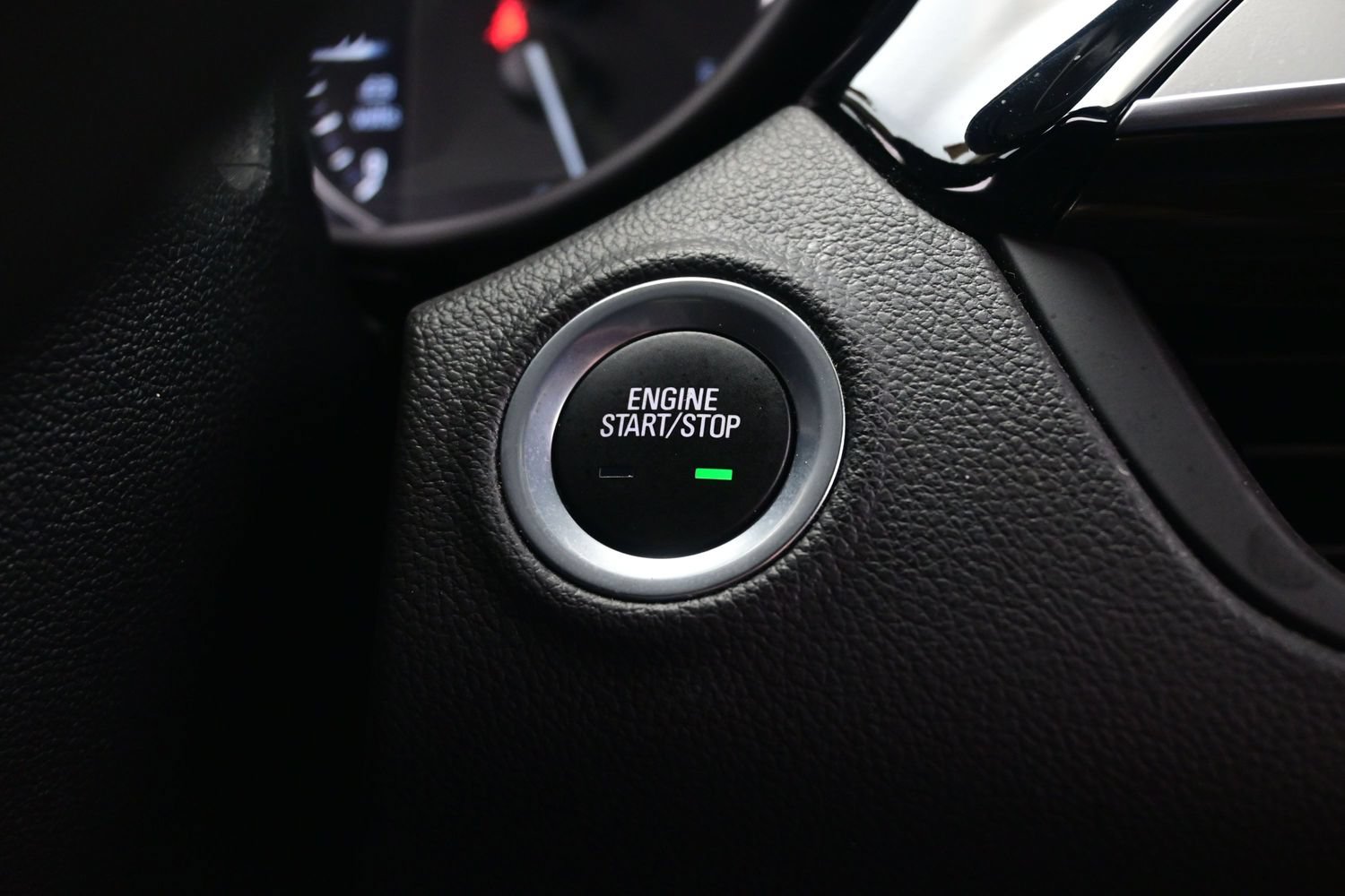 Used 2019 Buick Envision Premium AWD/4WD image 24