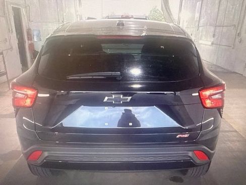 Used 2026 Chevrolet Trax RS FWD image 3