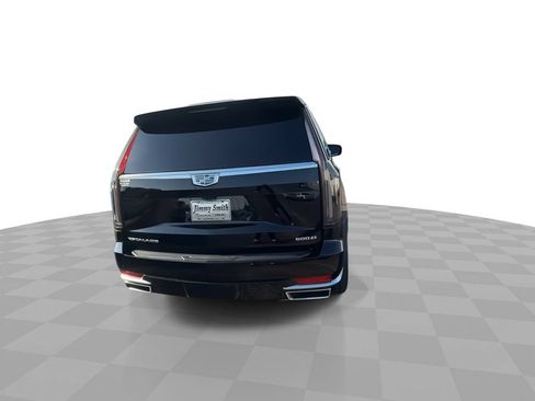 Certified 2024 Cadillac Escalade Premium Luxury AWD/4WD image 7