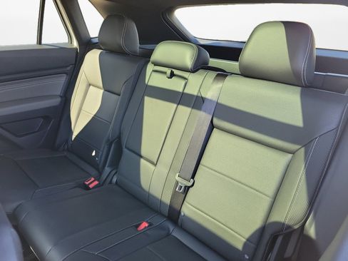 Certified 2023 Volkswagen Atlas Cross Sport SEL R-Line image 14