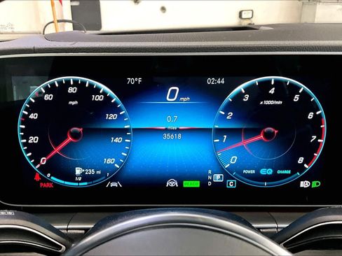 Used 2023 Mercedes-Benz GLS 580 4MATIC image 26