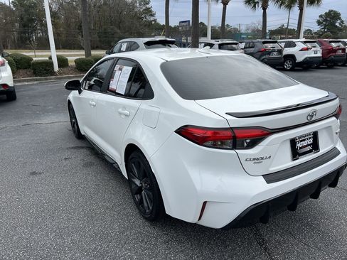 Used 2023 Toyota Corolla XSE image 8