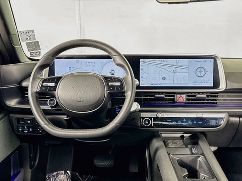 Used 2023 Hyundai Ioniq 6 SEL AWD/4WD image 12
