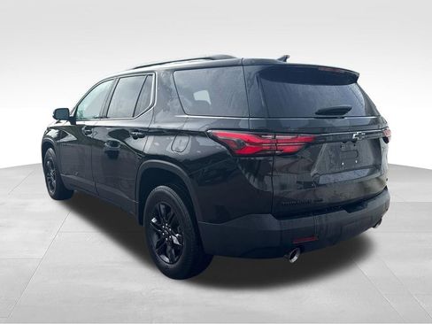 Used 2023 Chevrolet Traverse LT w/ Midnight/Sport Edition AWD/4WD image 9