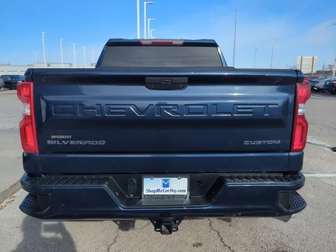 Used 2020 Chevrolet Silverado 1500 Custom w/ Custom Value Package image 6