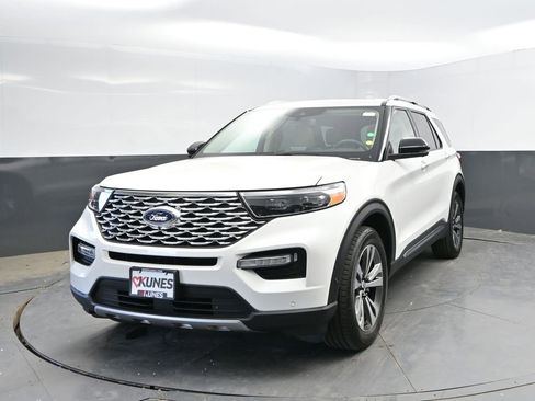 Used 2020 Ford Explorer Platinum w/ Premium Technology Package AWD/4WD image 5