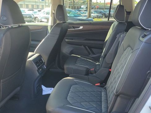 New 2026 Volkswagen Atlas SEL Premium R-Line image 11