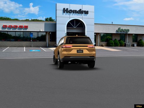 New 2026 Jeep Grand Cherokee Limited AWD/4WD image 13