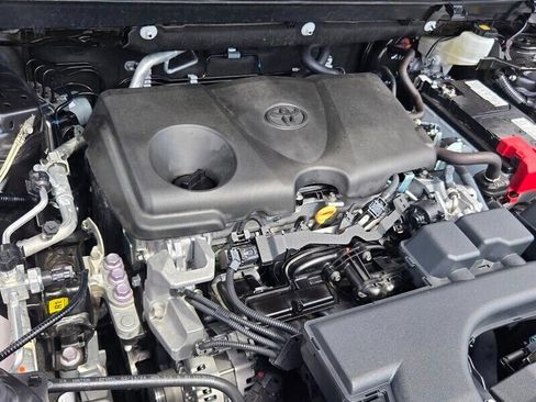 Used 2024 Toyota RAV4 XLE Premium FWD image 9