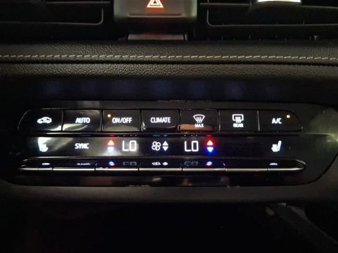 Used 2023 Buick Envision Essence FWD image 26