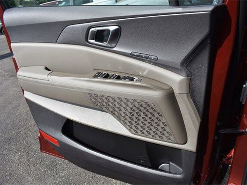 New 2026 Kia Carnival EX image 36