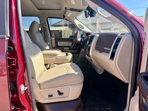 Used 2017 RAM 3500 Laramie image 13