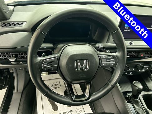 Used 2023 Honda Accord Sport image 9