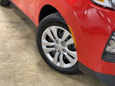 Used 2020 Kia Soul LX image 11