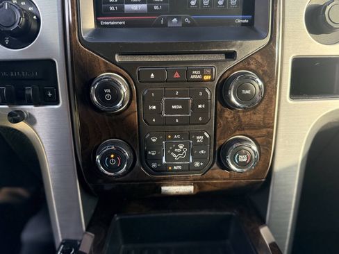 Used 2014 Ford F150 Platinum AWD/4WD image 28
