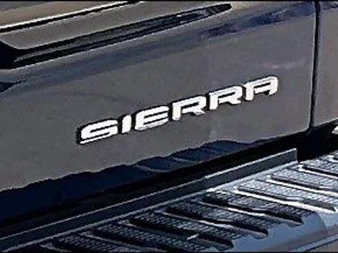 Used 2023 GMC Sierra 1500 Denali AWD/4WD image 30