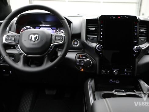 New 2026 RAM 1500 Big Horn AWD/4WD image 19
