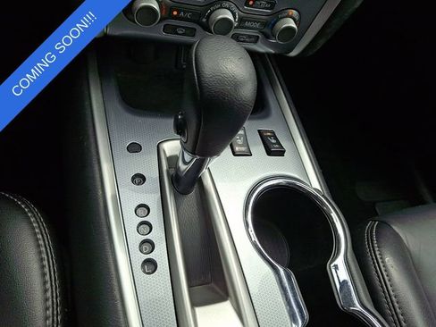 Used 2018 Nissan Pathfinder SL w/ SL Premium Package AWD/4WD image 18