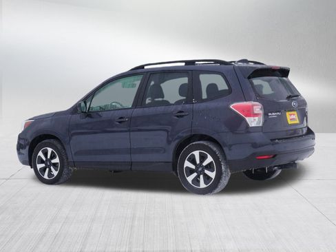 Used 2018 Subaru Forester 2.5i Premium w/ All-Weather Package image 9