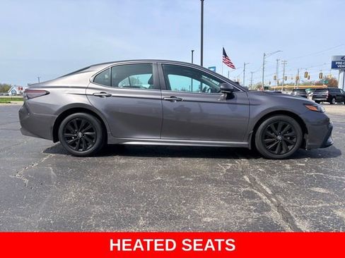 Used 2024 Toyota Camry SE FWD image 2