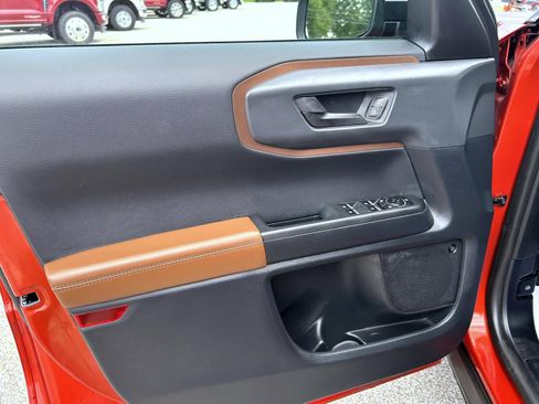 Used 2022 Ford Bronco Sport Outer Banks w/ Tech Package AWD/4WD image 9