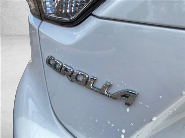 Used 2023 Toyota Corolla LE FWD image 17