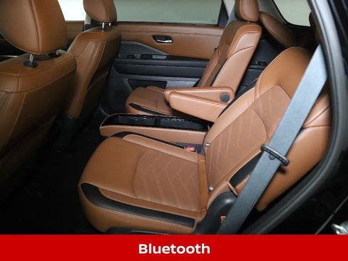 Certified 2023 Nissan Pathfinder Platinum AWD/4WD image 16