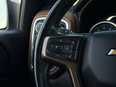 Used 2021 Chevrolet Silverado 1500 High Country image 11