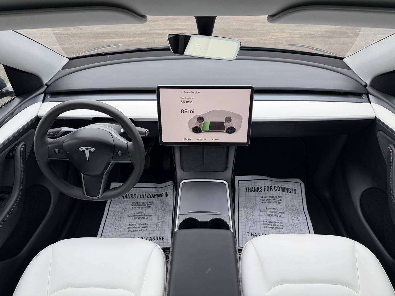 Used 2024 Tesla Model Y Long Range AWD/4WD image 17
